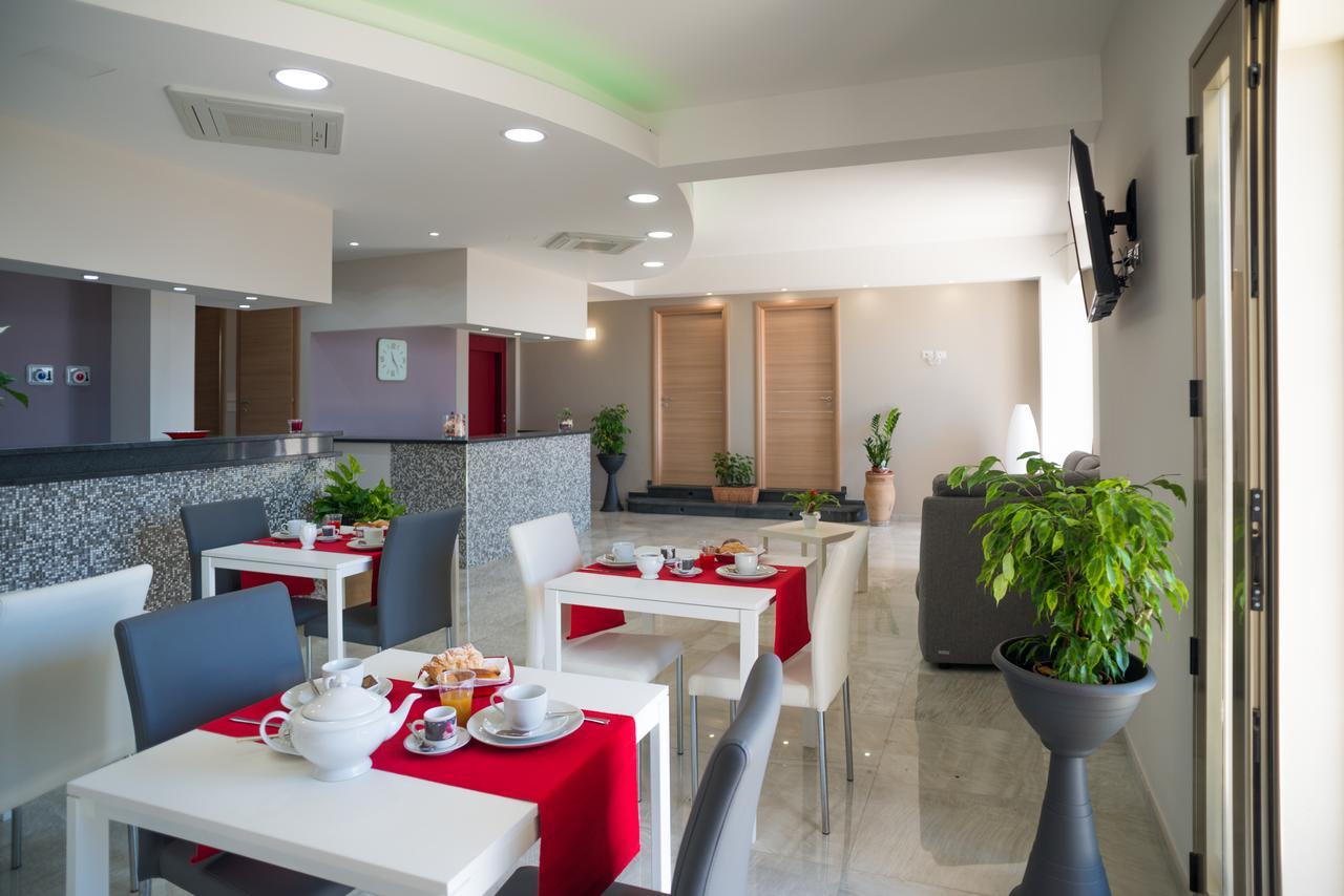 Riva Del Sol Bed & Breakfast Santa Teresa Di Riva Dış mekan fotoğraf