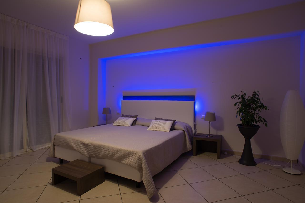 Riva Del Sol Bed & Breakfast Santa Teresa Di Riva Dış mekan fotoğraf