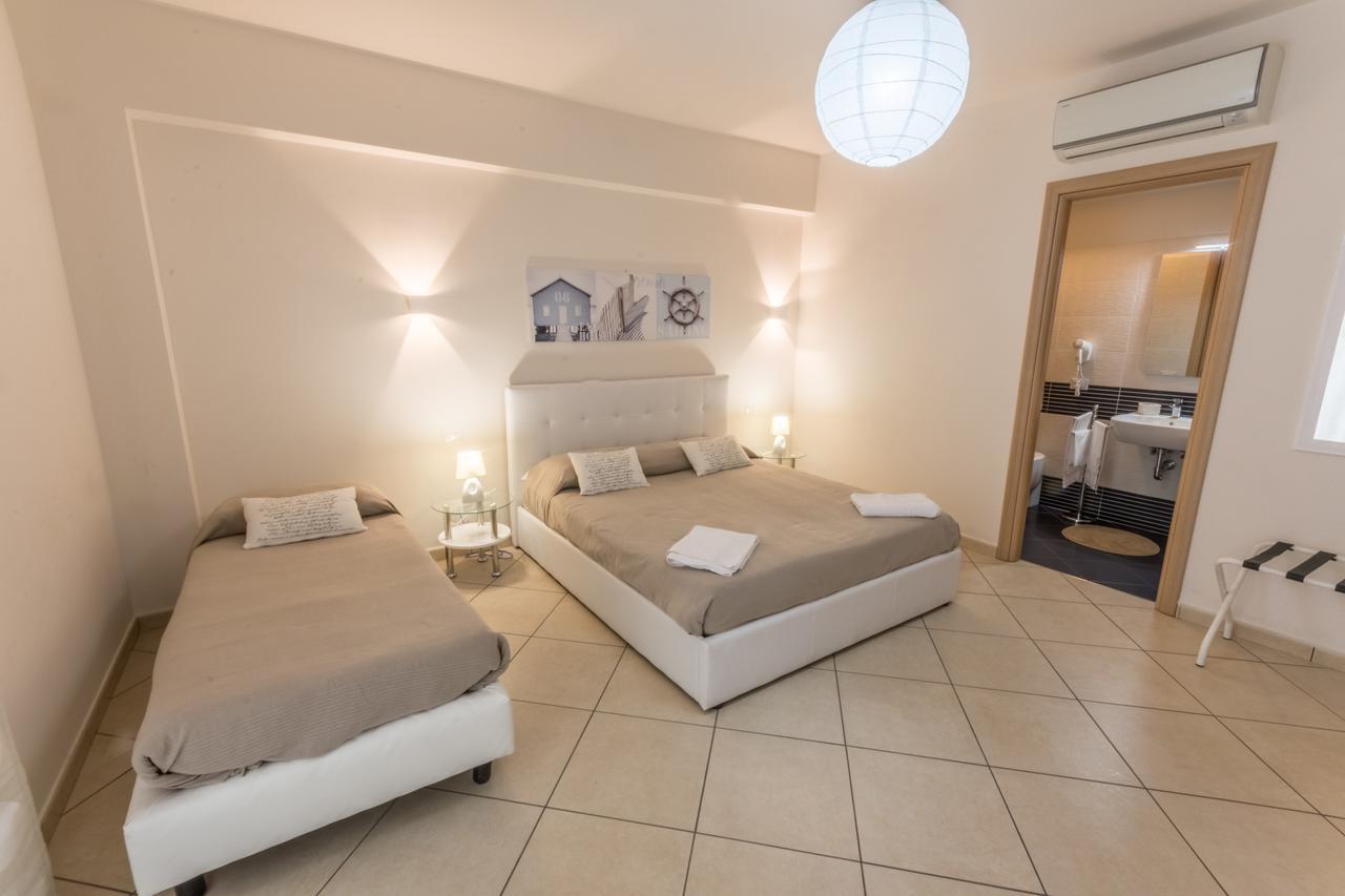 Riva Del Sol Bed & Breakfast Santa Teresa Di Riva Dış mekan fotoğraf